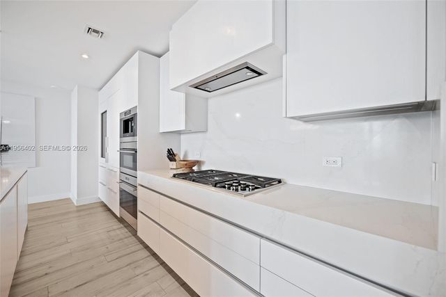 2200 N Ocean Blvd N703, Fort Lauderdale, FL 33305