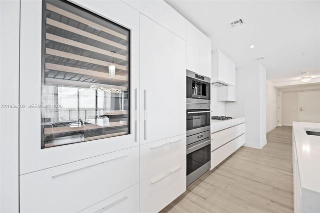 2200 N Ocean Blvd N703, Fort Lauderdale, FL 33305