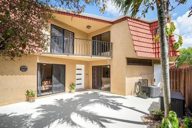 8122 Thames Boulevard C, Boca Raton, FL 33433