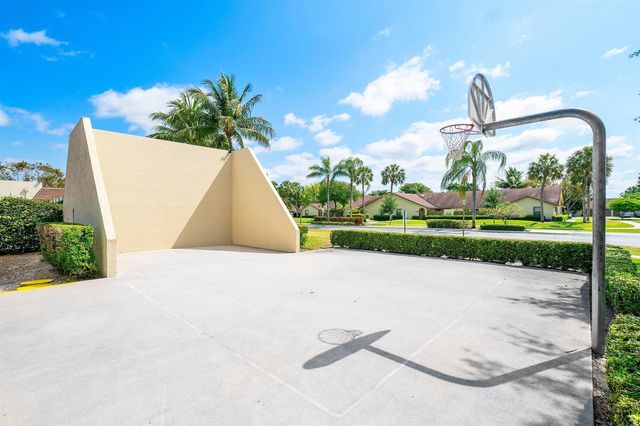 8122 Thames Boulevard C, Boca Raton, FL 33433