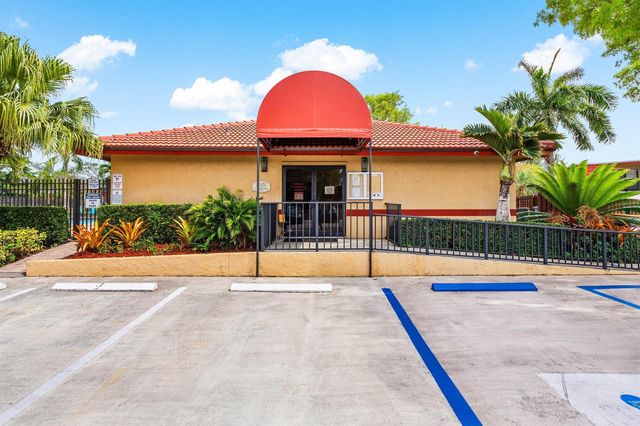 8122 Thames Boulevard C, Boca Raton, FL 33433