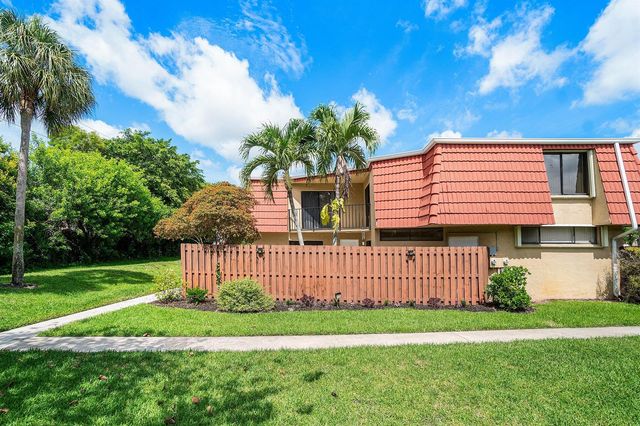 8122 Thames Boulevard C, Boca Raton, FL 33433