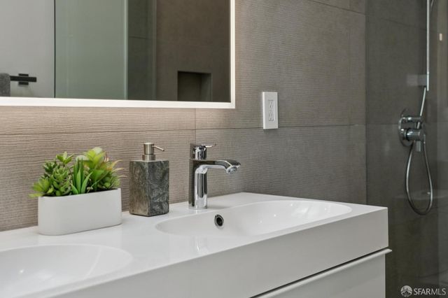 39 Christopher Drive, San Francisco, CA 94131