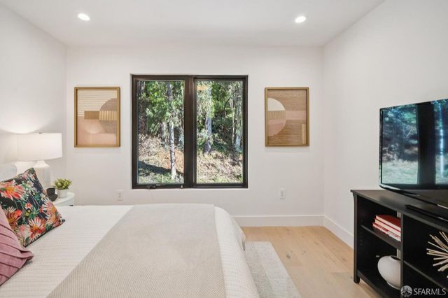 39 Christopher Drive, San Francisco, CA 94131