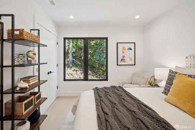 39 Christopher Drive, San Francisco, CA 94131