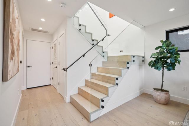 39 Christopher Drive, San Francisco, CA 94131