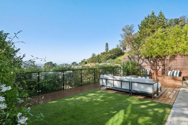 39 Christopher Drive, San Francisco, CA 94131