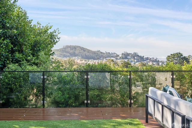 39 Christopher Drive, San Francisco, CA 94131