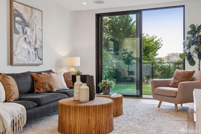 39 Christopher Drive, San Francisco, CA 94131