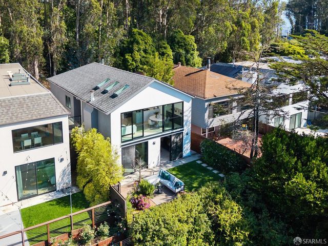 39 Christopher Drive, San Francisco, CA 94131