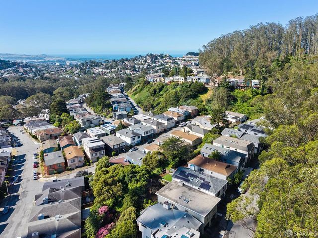 39 Christopher Drive, San Francisco, CA 94131