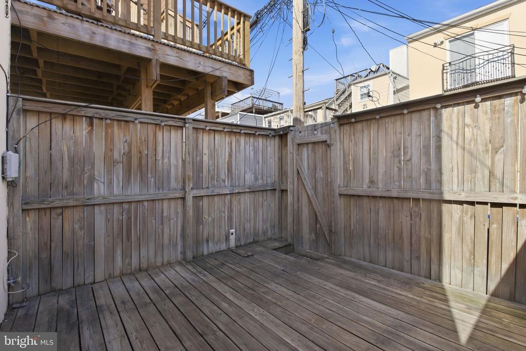 Image 30 of property listing at 1031 S BOULDIN ST, Baltimore, MD 21224