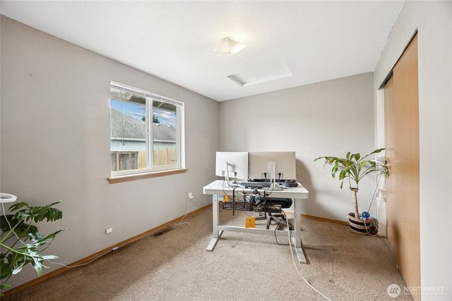 5603 James Street SE, Lacey, WA 98513