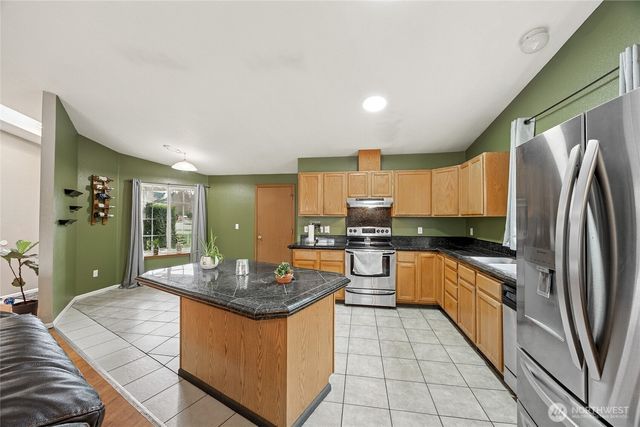 5603 James Street SE, Lacey, WA 98513