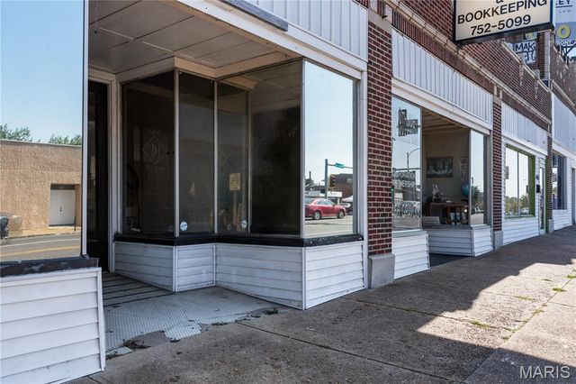 5464 Gravois Avenue, St Louis, MO 63116