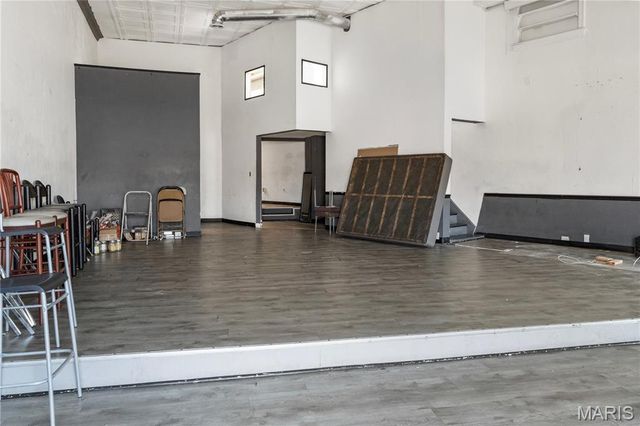 5464 Gravois Avenue, St Louis, MO 63116