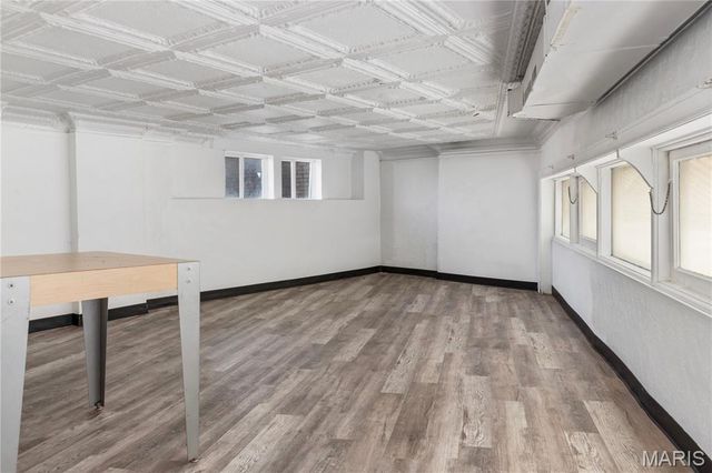 5464 Gravois Avenue, St Louis, MO 63116