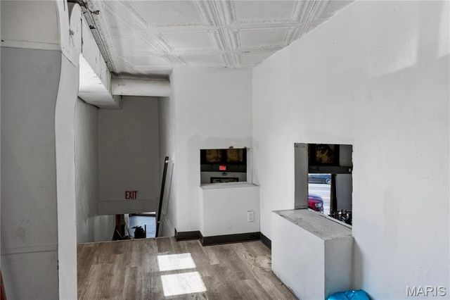 5464 Gravois Avenue, St Louis, MO 63116