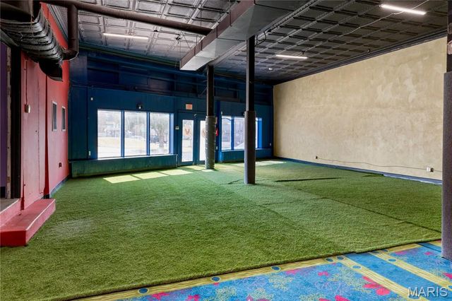 5464 Gravois Avenue, St Louis, MO 63116