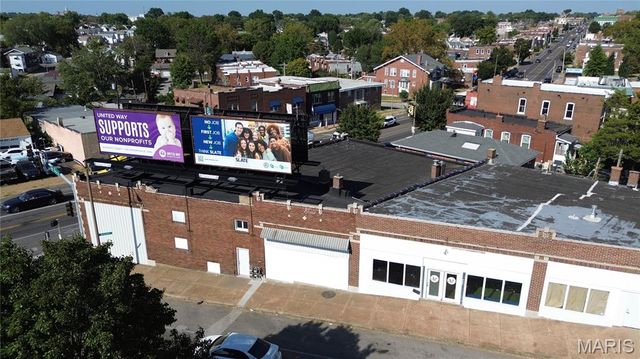 5464 Gravois Avenue, St Louis, MO 63116