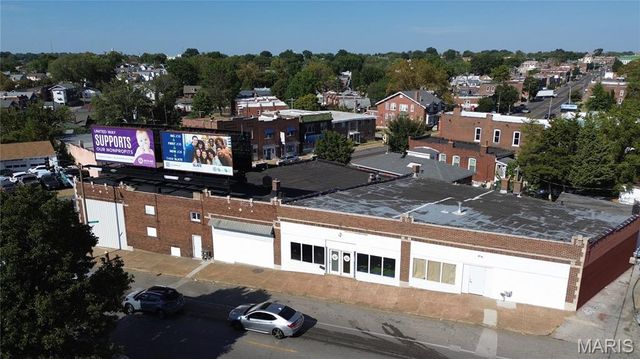 5464 Gravois Avenue, St Louis, MO 63116