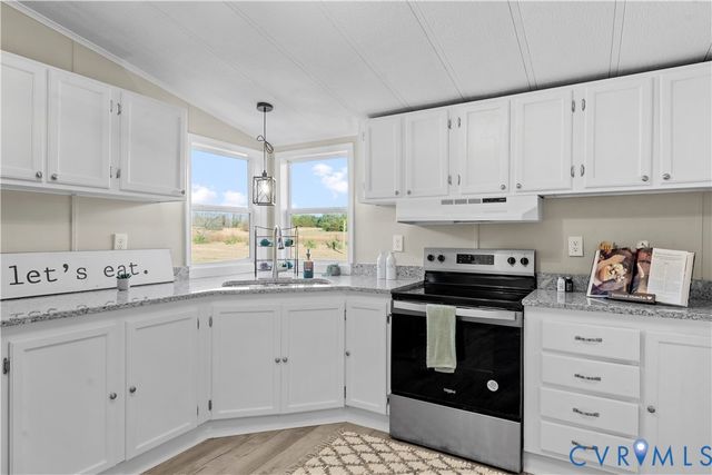 4621 Meherrin Rd, Meherrin, VA 23954