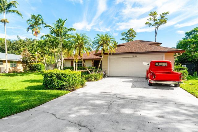 12101 Tumbleweed Court, Wellington, FL 33414