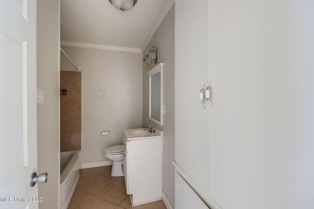 1688 Sunset Boulevard, Biloxi, MS 39531