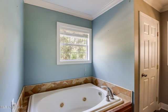 1688 Sunset Boulevard, Biloxi, MS 39531