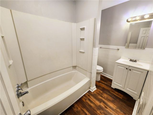422 Mill St C, Coraopolis, PA 15108