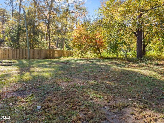 1320 Londonderry Circle, Raleigh, NC 27610