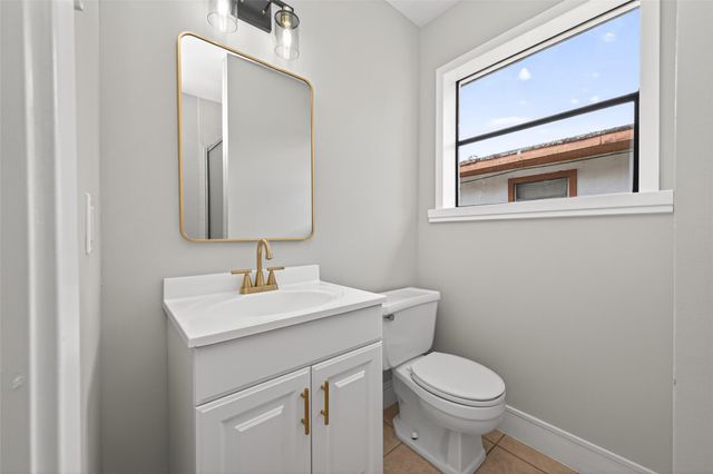 7227 Colton St, Houston, TX 77016