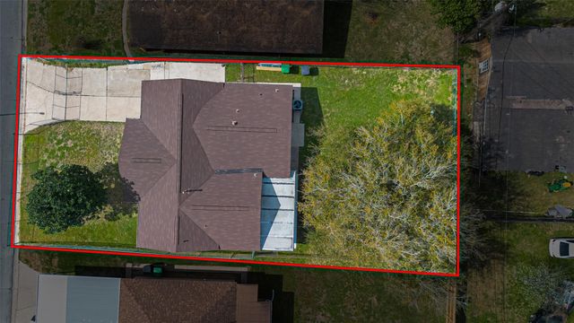 7227 Colton St, Houston, TX 77016