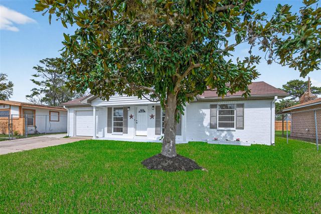 7227 Colton St, Houston, TX 77016