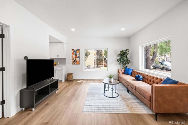 2336 S Franklin Street, Denver, CO 80210