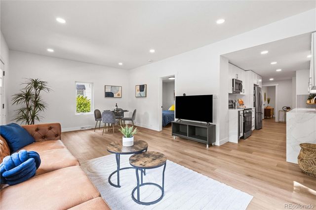 2336 S Franklin Street, Denver, CO 80210