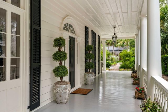 125 Tradd Street, Charleston, SC 29401