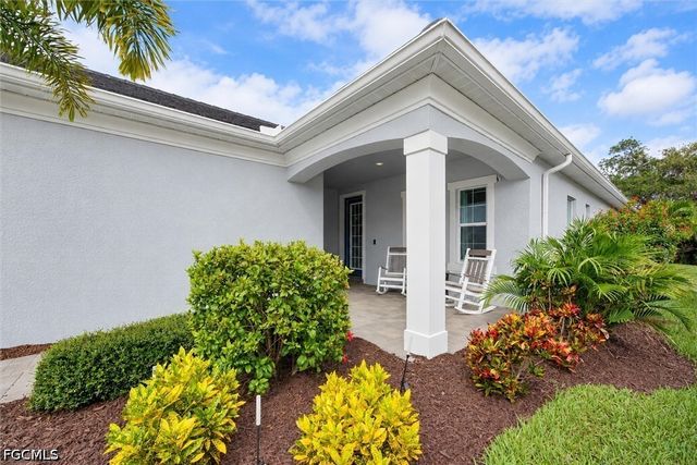 3121 Heritage Pines DR, Fort Myers, FL 33905