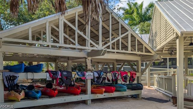 3121 Heritage Pines DR, Fort Myers, FL 33905