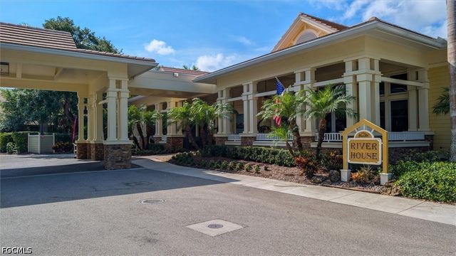 3121 Heritage Pines DR, Fort Myers, FL 33905