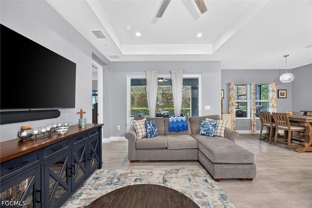 3121 Heritage Pines DR, Fort Myers, FL 33905