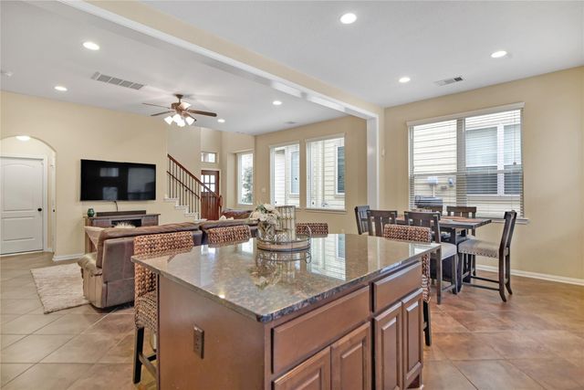 21 Cheswood Manor Drive, The Woodlands, TX 77382