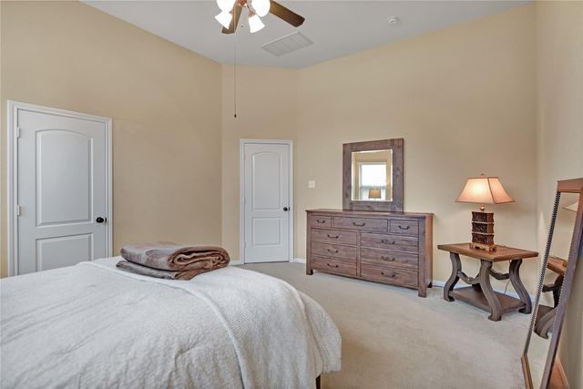 21 Cheswood Manor Drive, The Woodlands, TX 77382