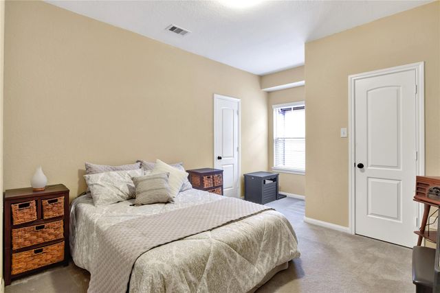 21 Cheswood Manor Drive, The Woodlands, TX 77382
