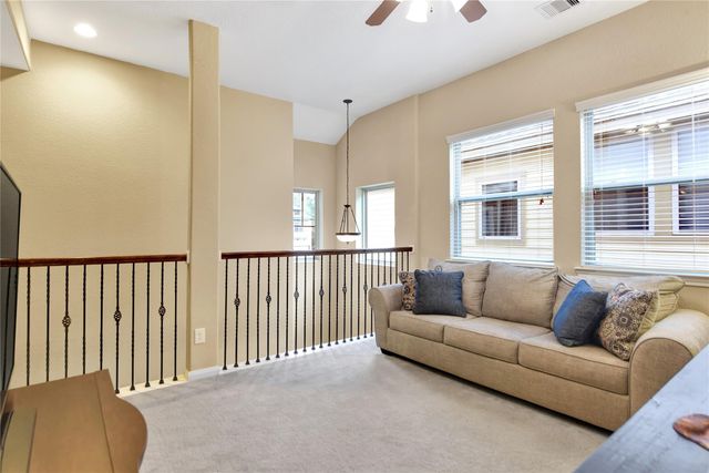 21 Cheswood Manor Drive, The Woodlands, TX 77382
