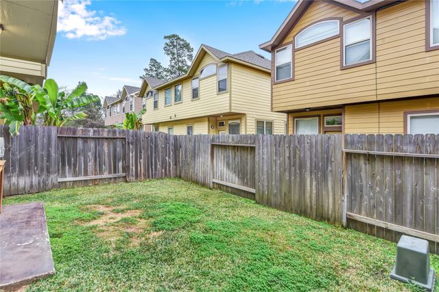 21 Cheswood Manor Drive, The Woodlands, TX 77382