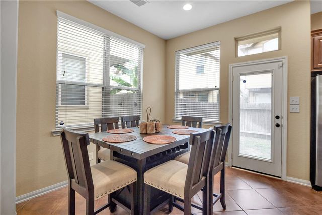 21 Cheswood Manor Drive, The Woodlands, TX 77382