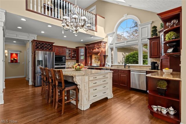 2821 Odesa Drive, Medina, OH 44256