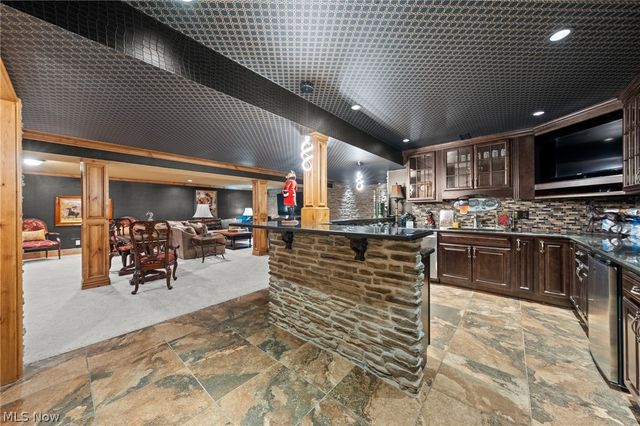 2821 Odesa Drive, Medina, OH 44256