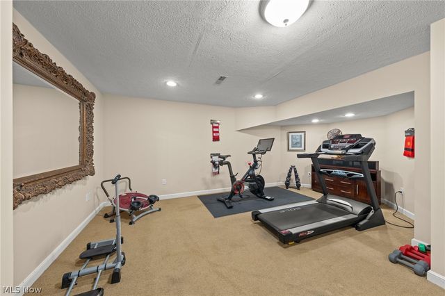 2821 Odesa Drive, Medina, OH 44256